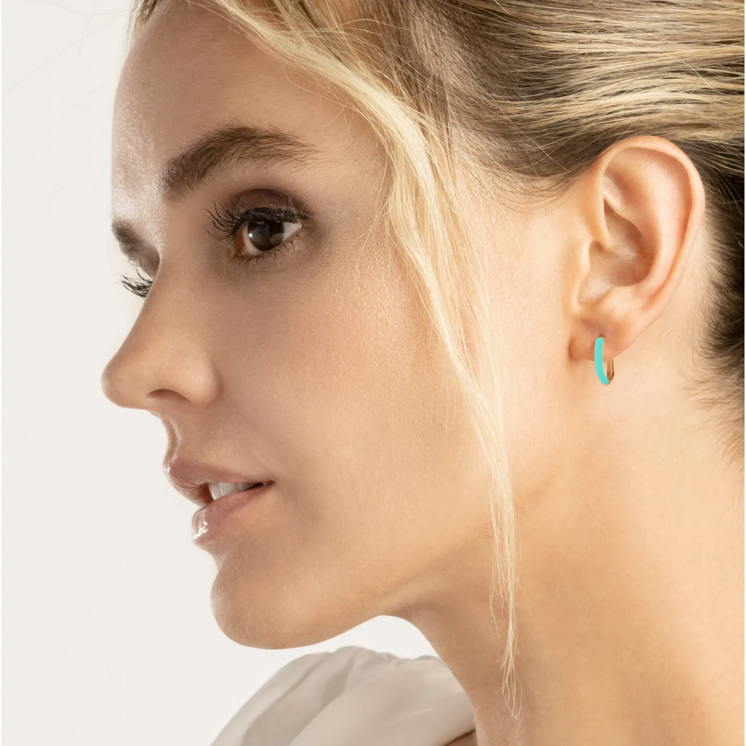 14K Yellow Gold & Turquoise Enamel Huggie Hoop Earrings