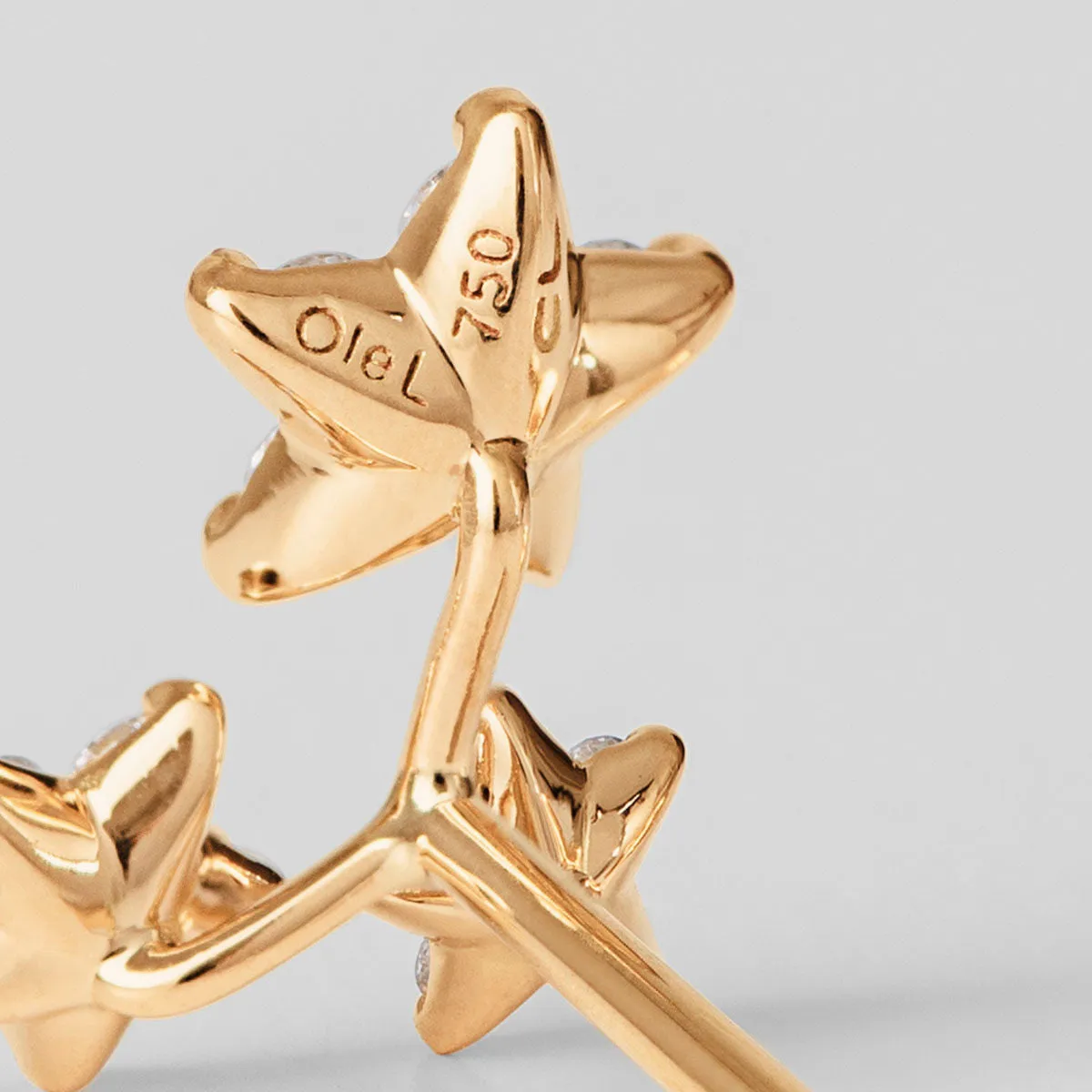3 Shooting Stars 18K Gold Earring w. Diamonds