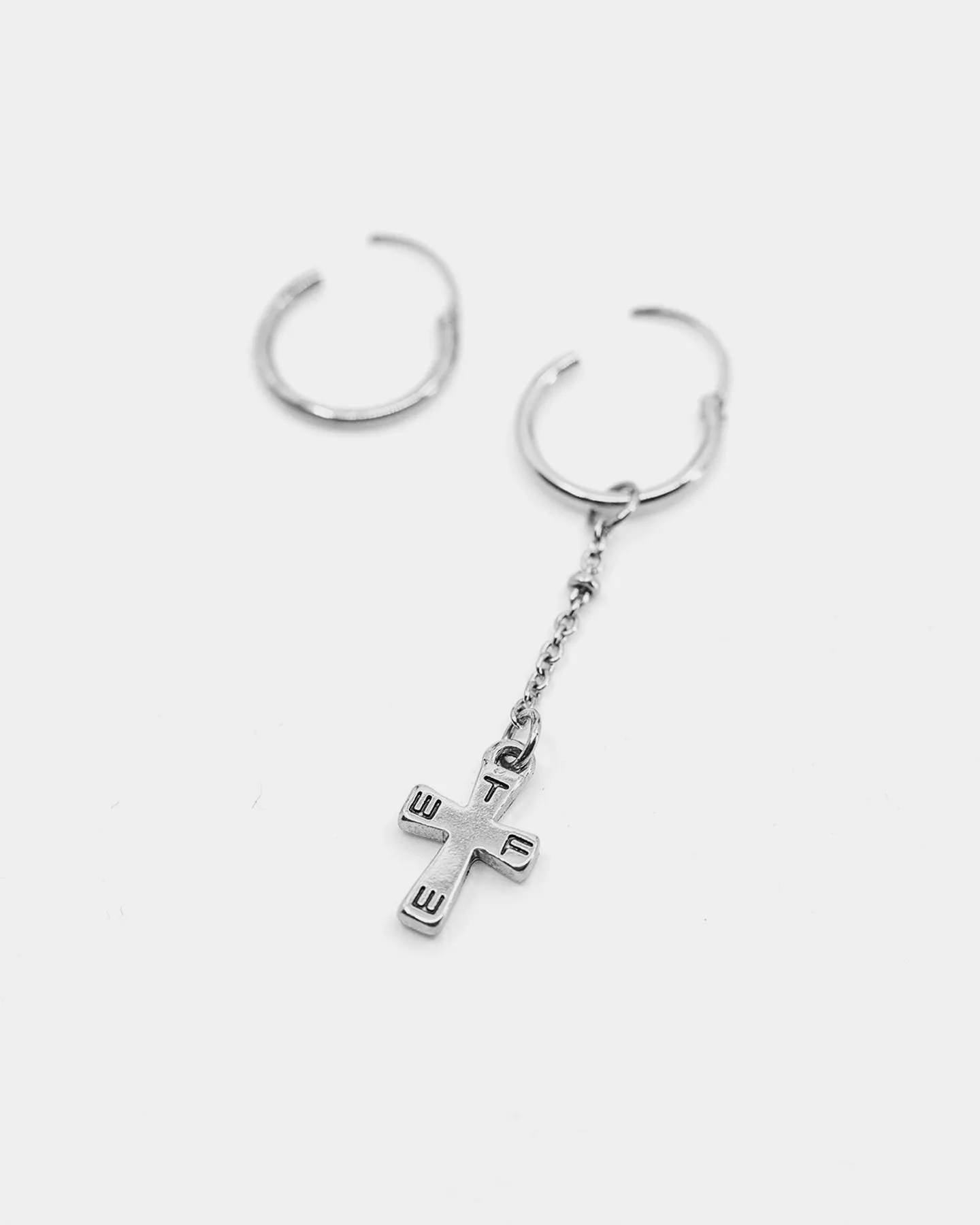 BLESSED TRUTH ROSARY EARRINGS SILVER
