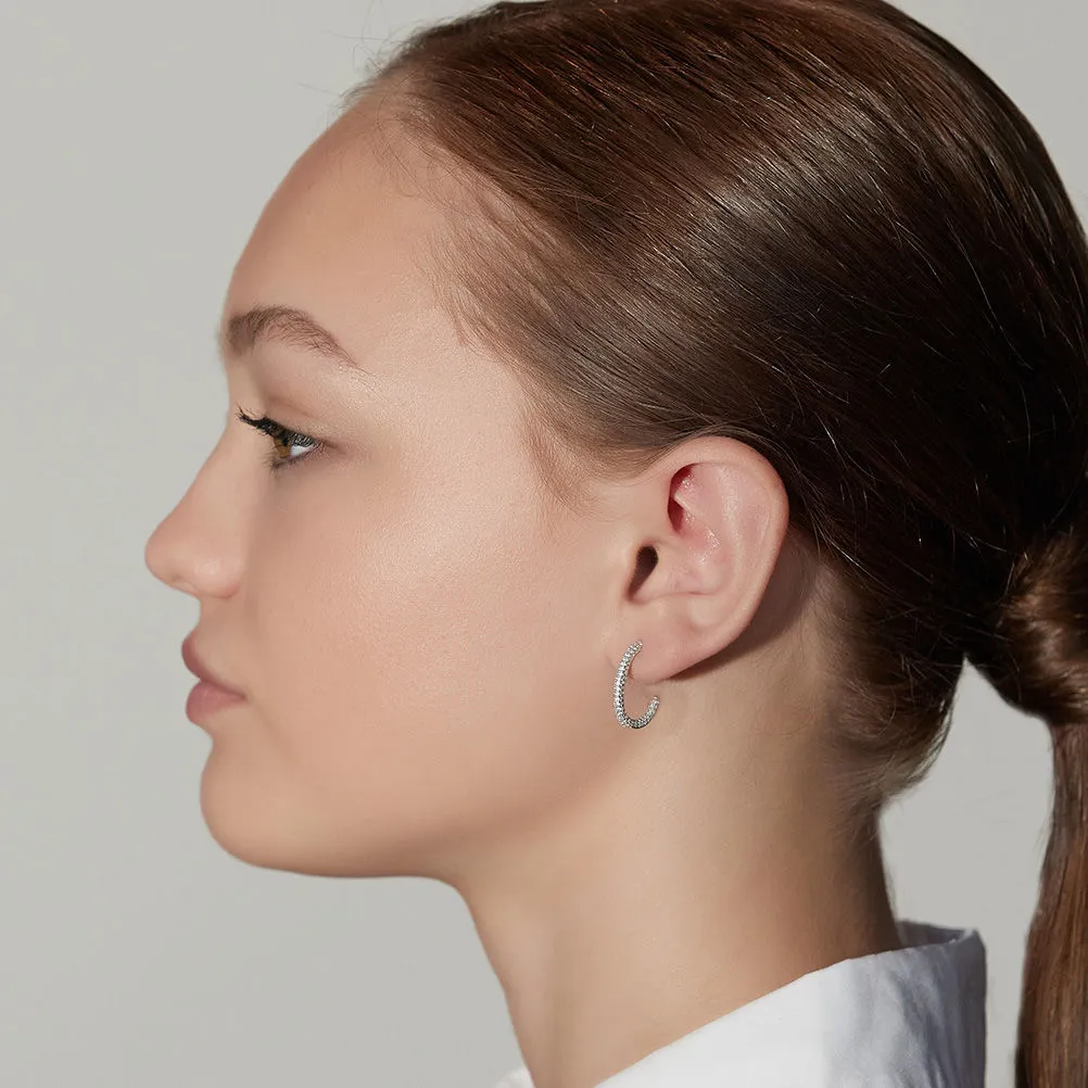 D'avie 18K Whitegold Hoops w. 152 Diamonds