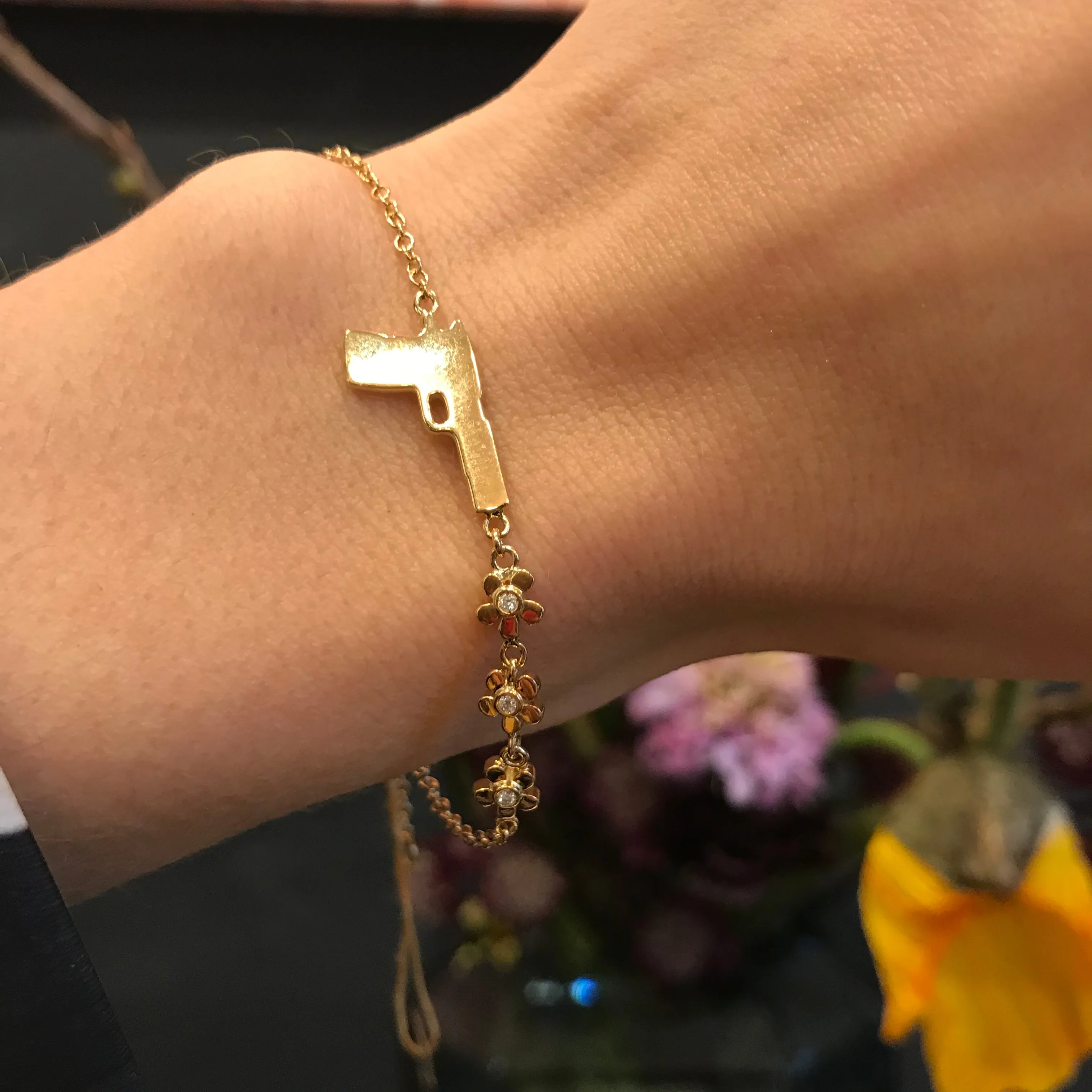 Flower Gun 18K Whitegold Bracelet w. Diamonds
