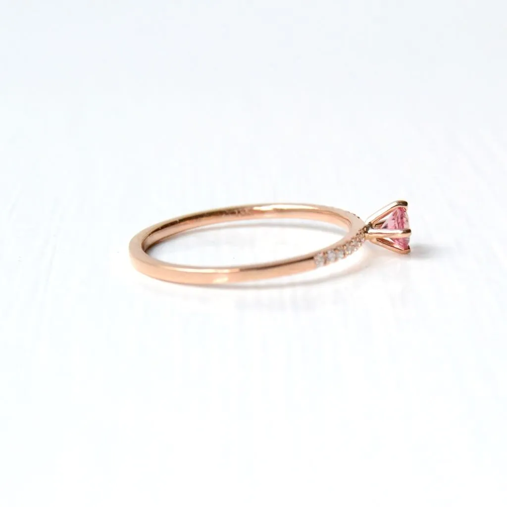 Hima Pic 18K Rosegold Ring w. Sapphire & Diamonds