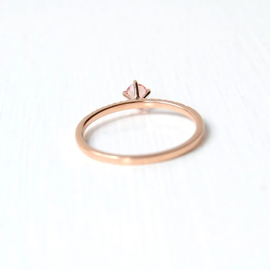Hima Pic 18K Rosegold Ring w. Sapphire & Diamonds