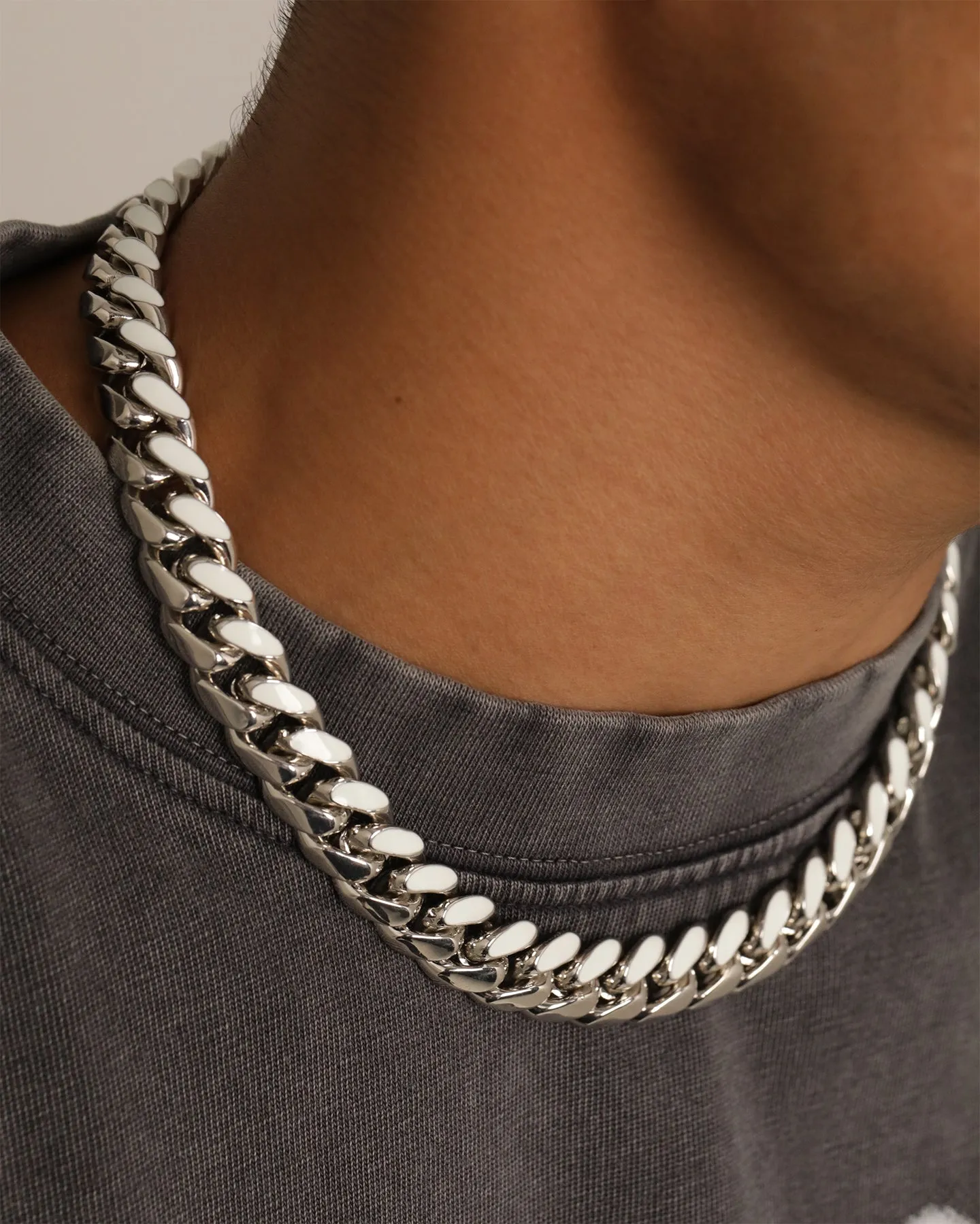 Loiter Silver Glow Chain Silver/Green