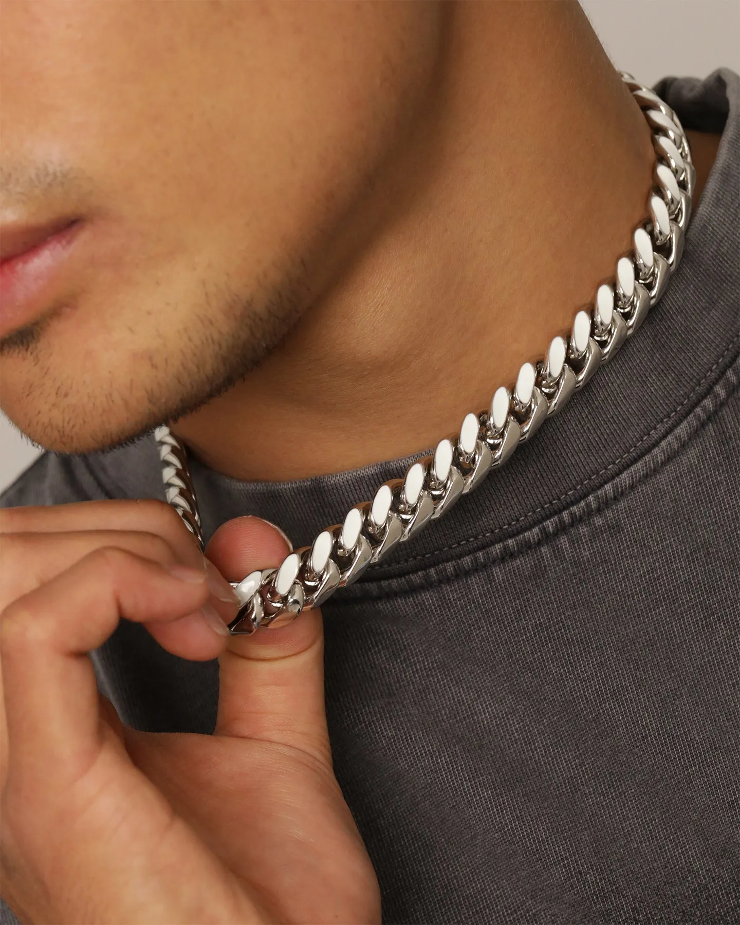Loiter Silver Glow Chain Silver/Green