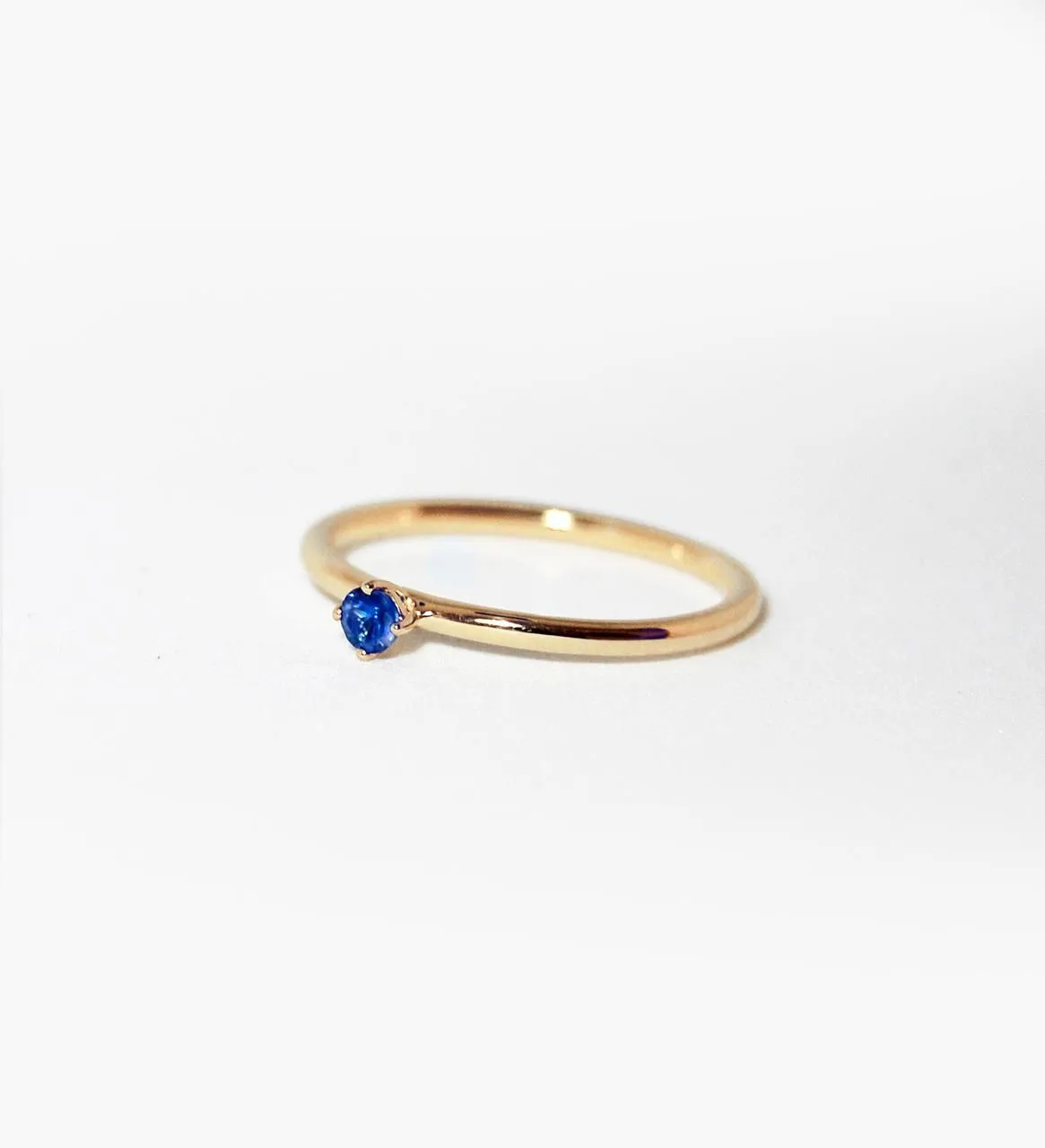 Malene 2.5 Blue 14K Gold Ring w. Sapphire