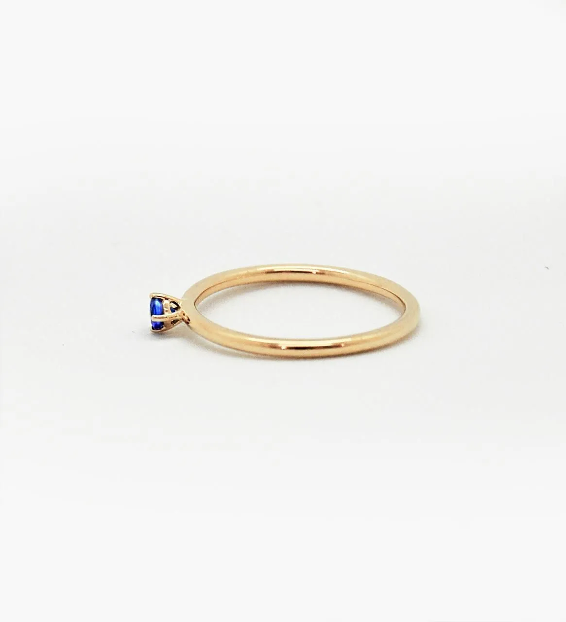 Malene 2.5 Blue 14K Gold Ring w. Sapphire
