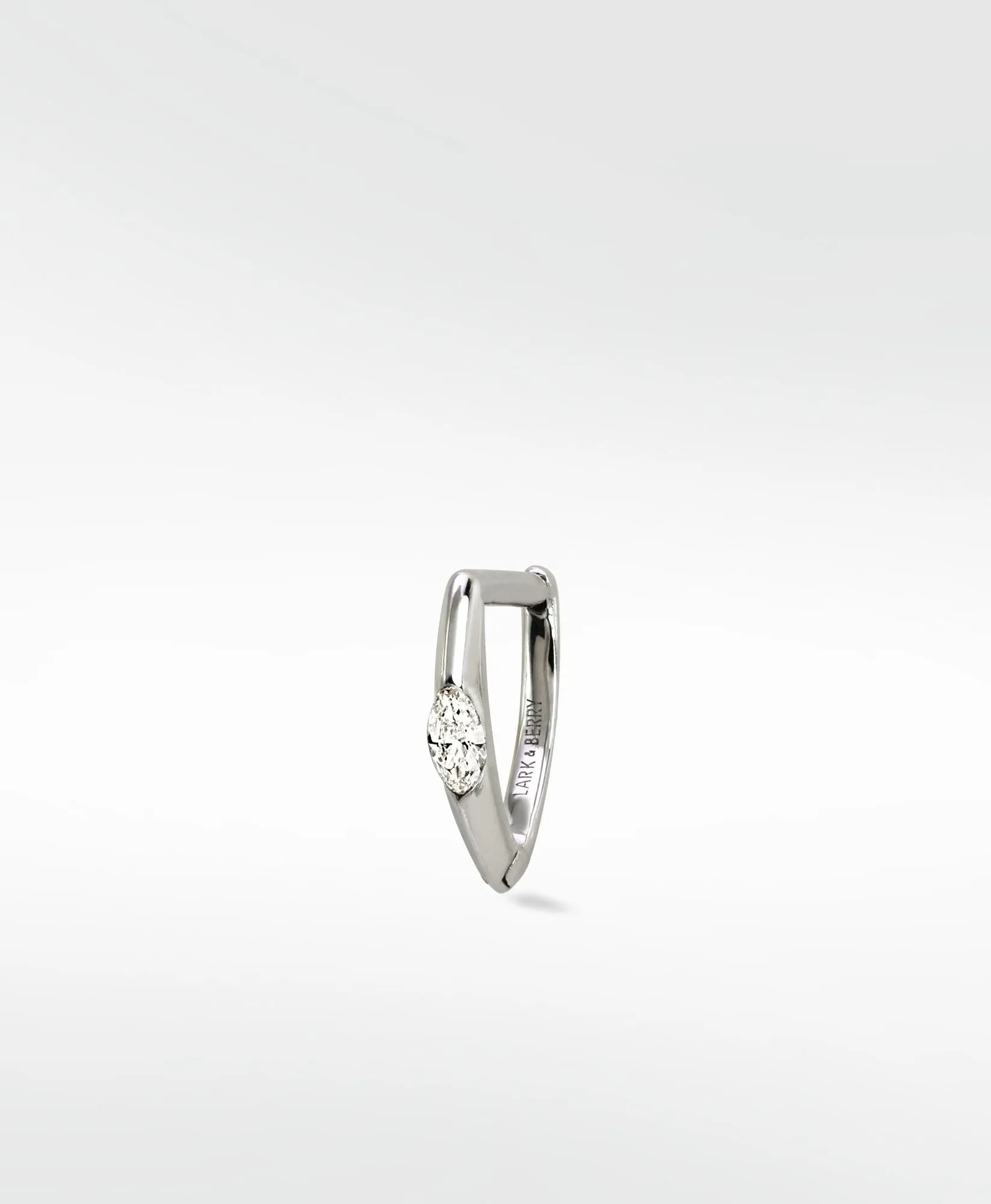 Marquise Set Knife Edged 14K Whitegold Hoop w. Lab-Grown Diamond