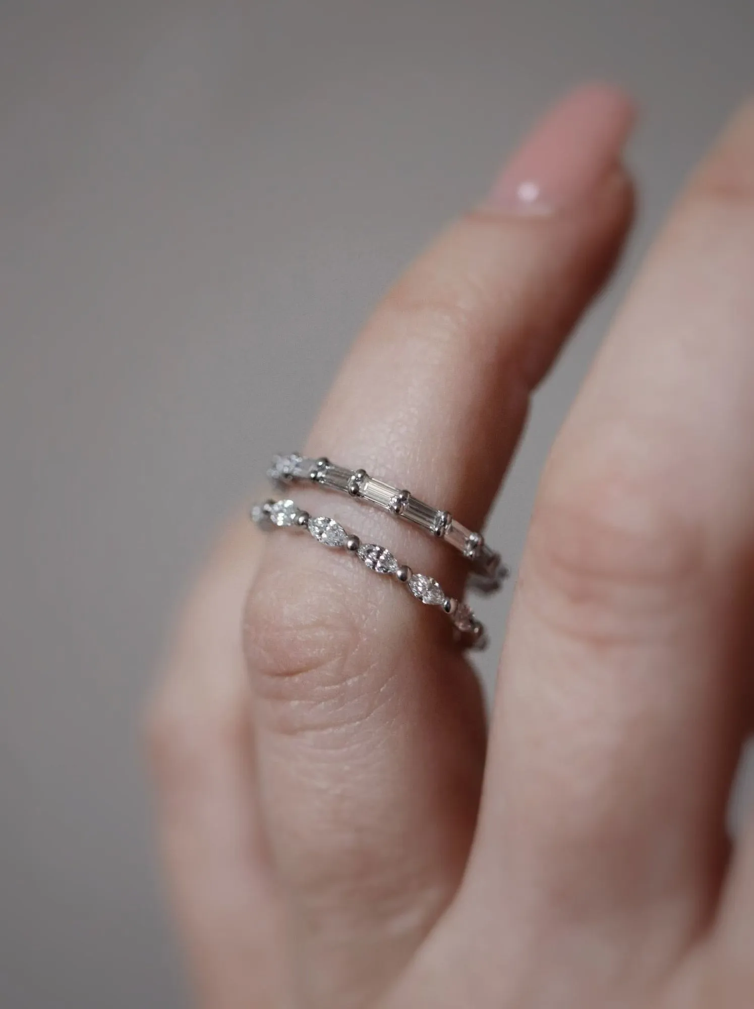 Minimalistic Baguette 18K Gold, Whitegold or Rosegold Ring w. Diamonds