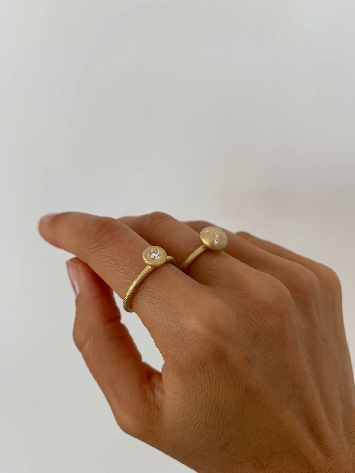 Mushroom 18K Gold Ring w. Diamonds