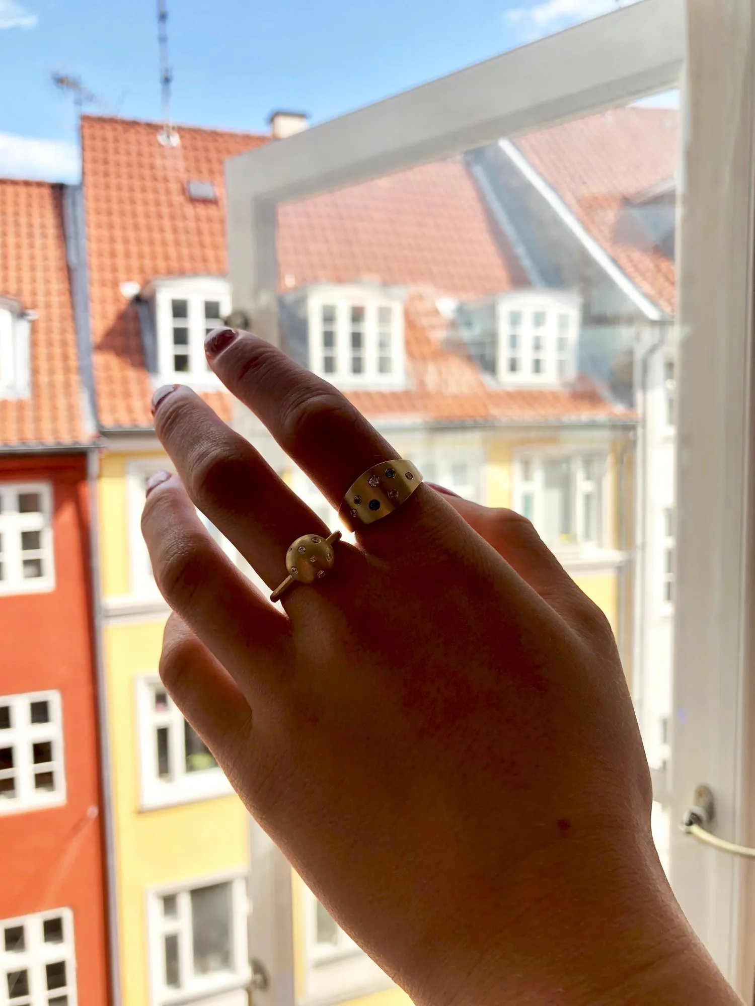 Mushroom 18K Gold Ring w. Diamonds
