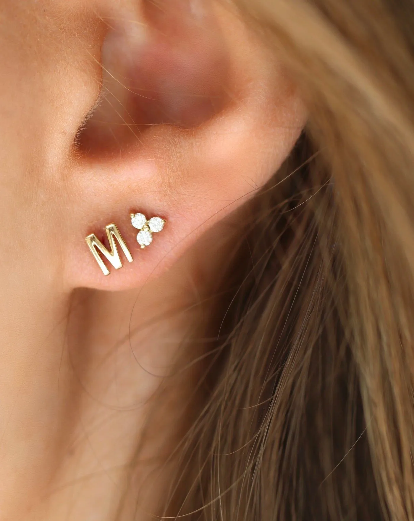 My W 18K Gold Stud w. Diamond