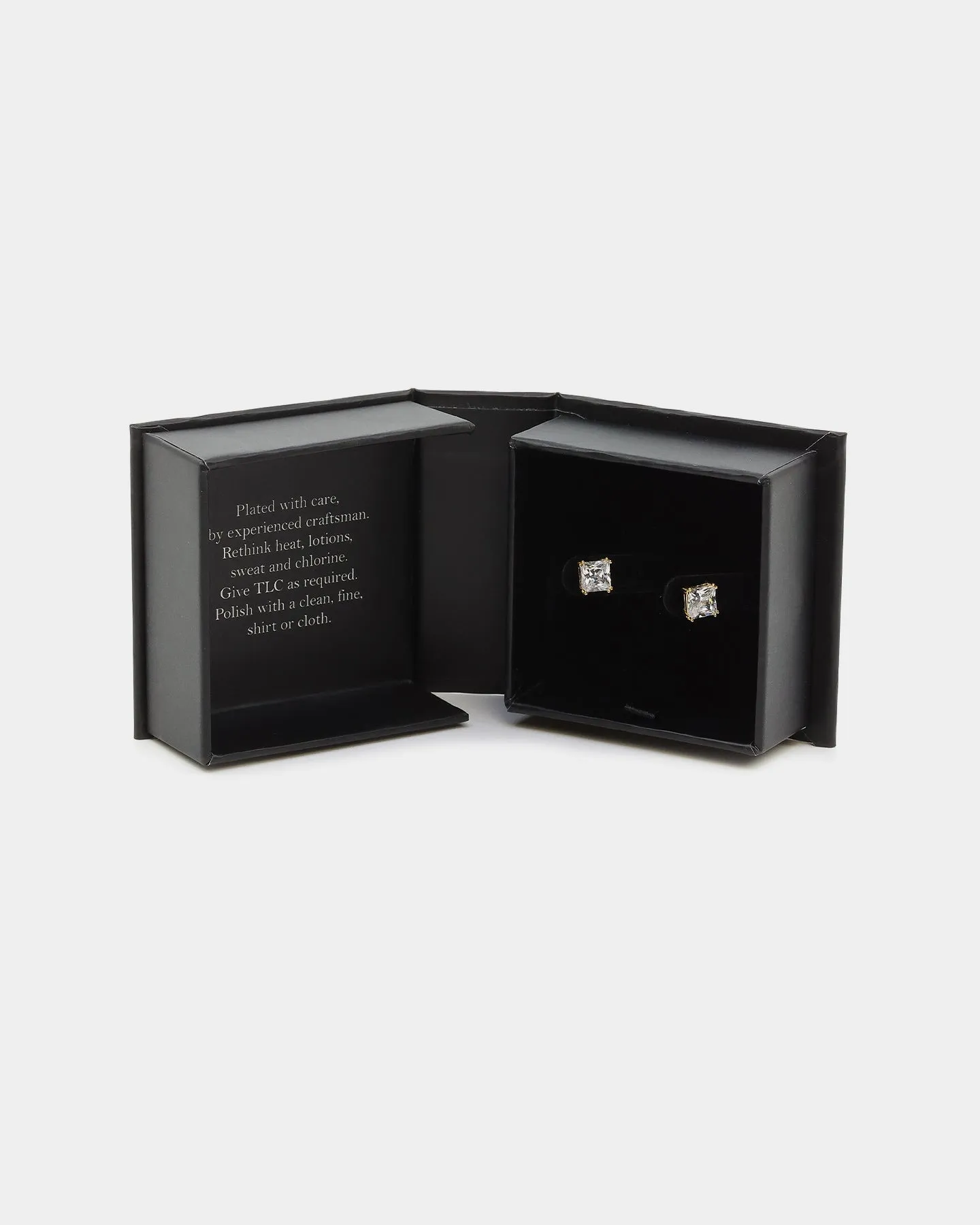 NXS Square Cut Earrings Gold