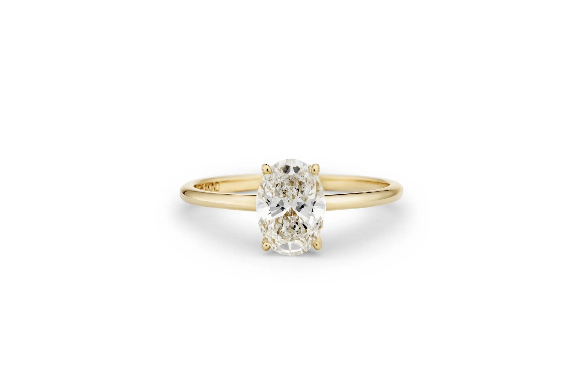 Oval Cut 14 or 18K Gold Ring w. 1.0 ct Lab-Grown Diamond
