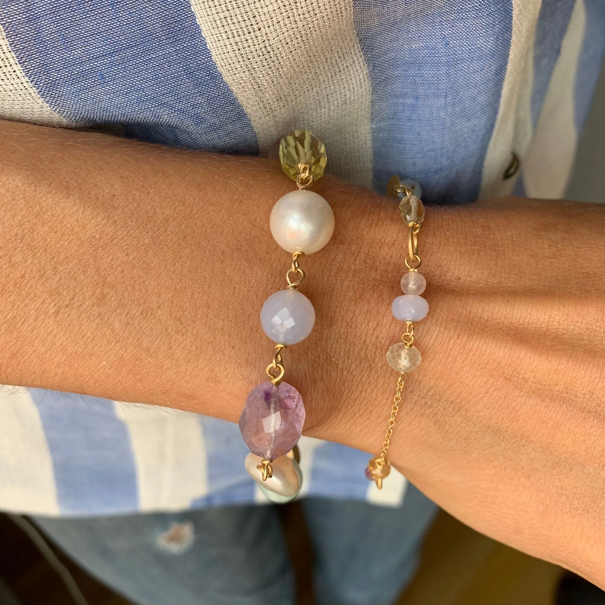 Piccolo 18K Gold Bracelet w. Aquamarine, Chalcedony, Citrin & Quartz