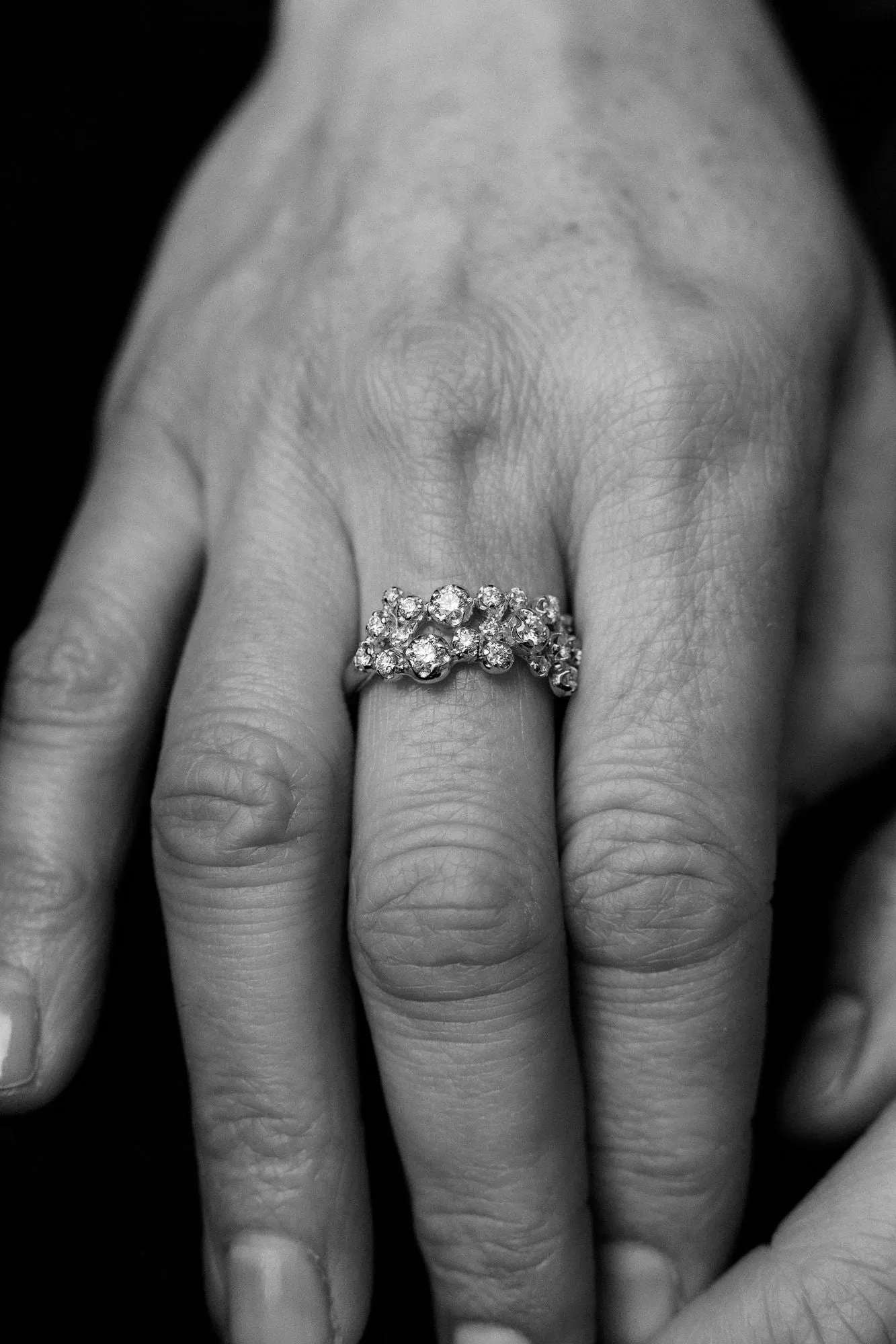 Plate Nr 03 18K Gold, Whitegold or Rosegold Ring w. Diamonds