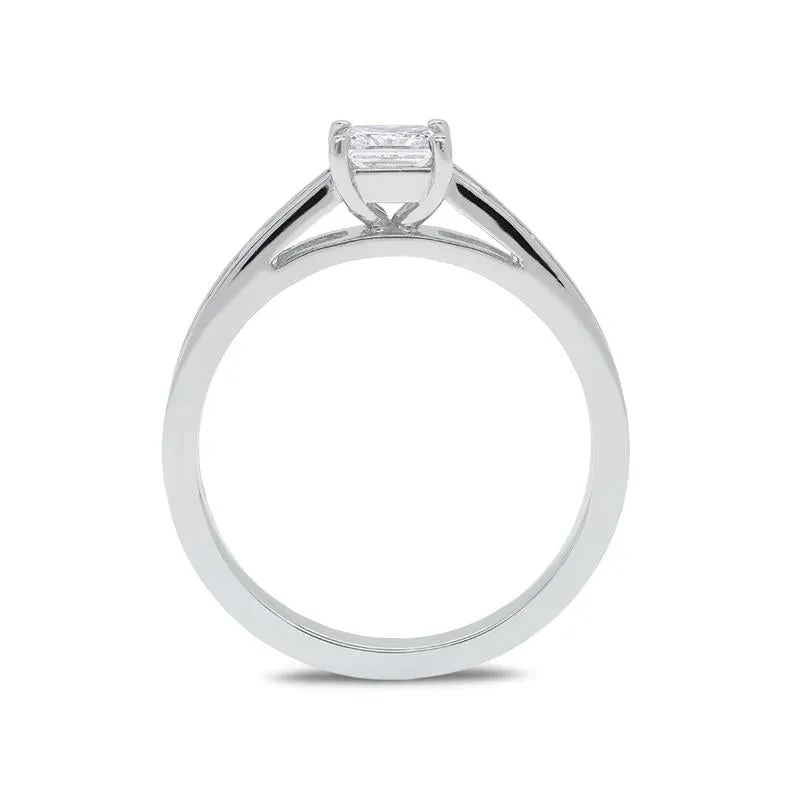 Platinum 1.02ct Diamond Princess Cut Shoulder Solitaire Ring