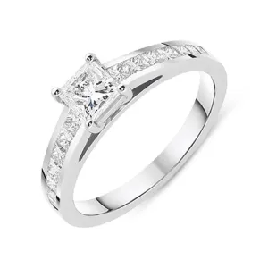 Platinum 1.02ct Diamond Princess Cut Shoulder Solitaire Ring