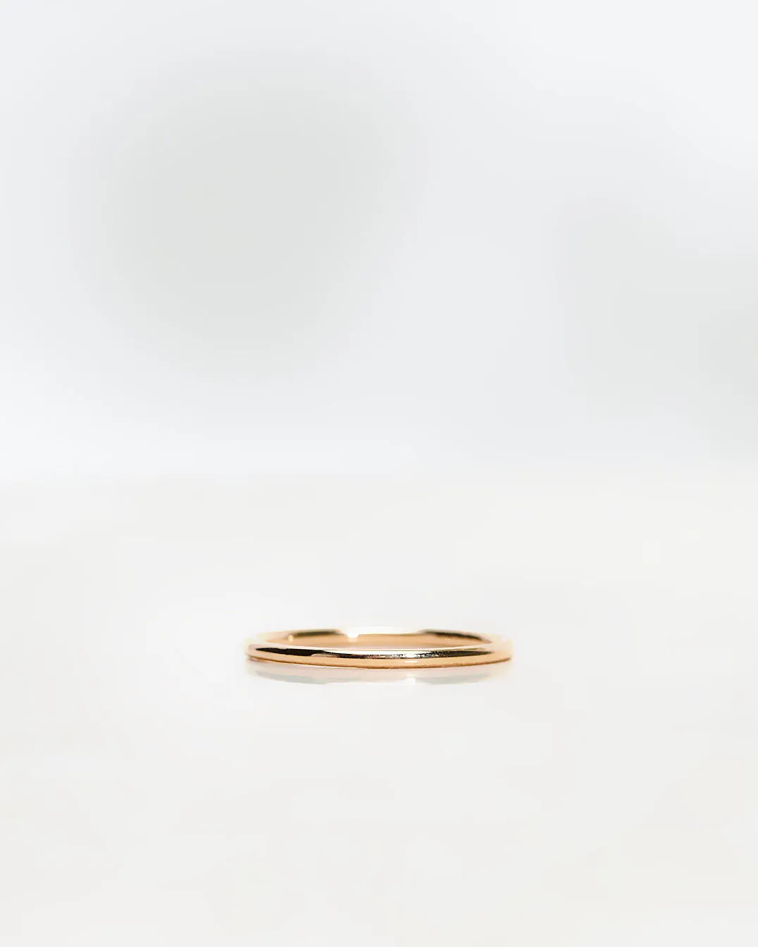 Round Goldie 1.3 mm 18K Gold, Whitegold or Rosegold Ring