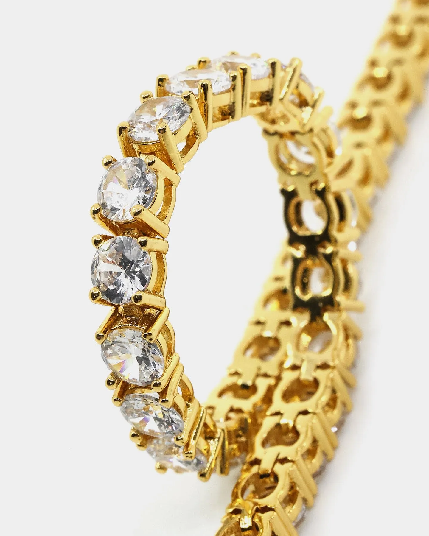 Saint Morta Round Cut 9" Tennis Bracelet Gold Plated