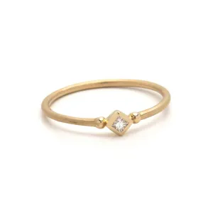 Sana 14K Gold Ring w. Diamond