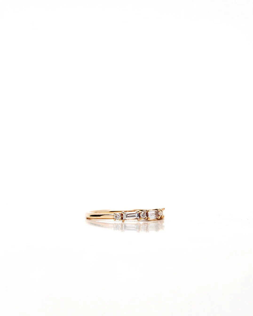 Sania Art Deco Baguette 18K Gold, Whitegold or Rosegold Ring w. Diamonds