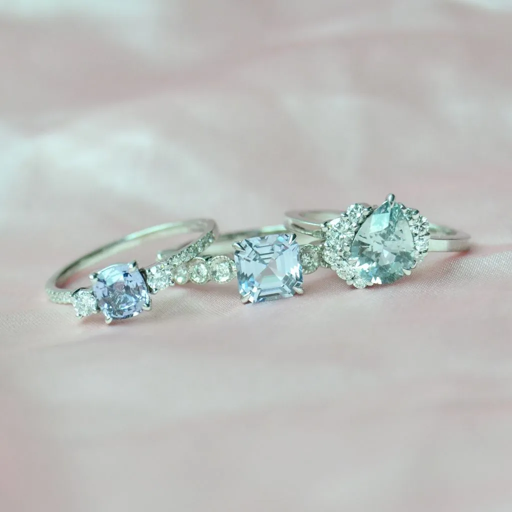 Tanasudu 18K Whitegold Ring w. Sapphire & Diamonds