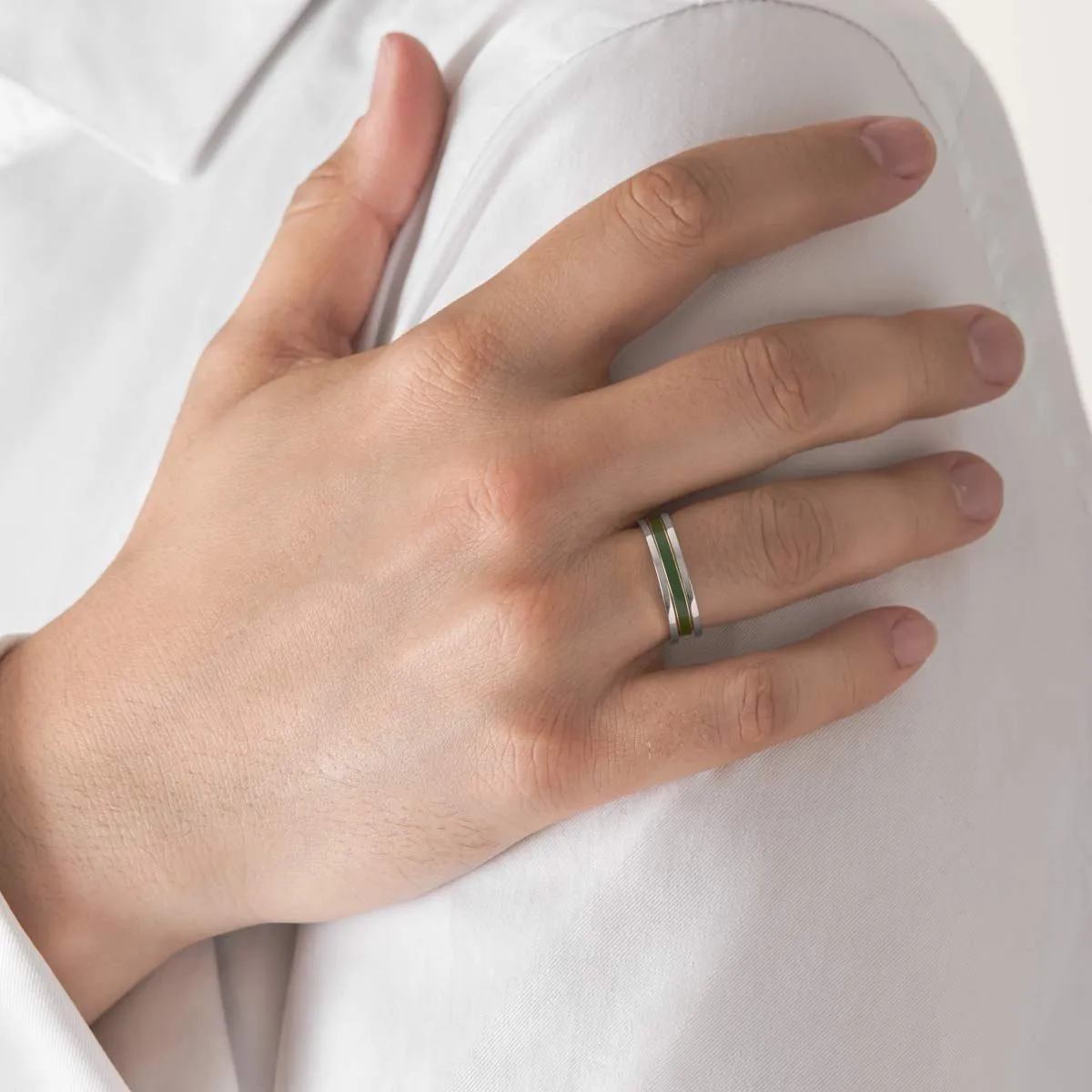 Unisex We 18K Whitegold & Rosegold Ring w. Green Lacquer