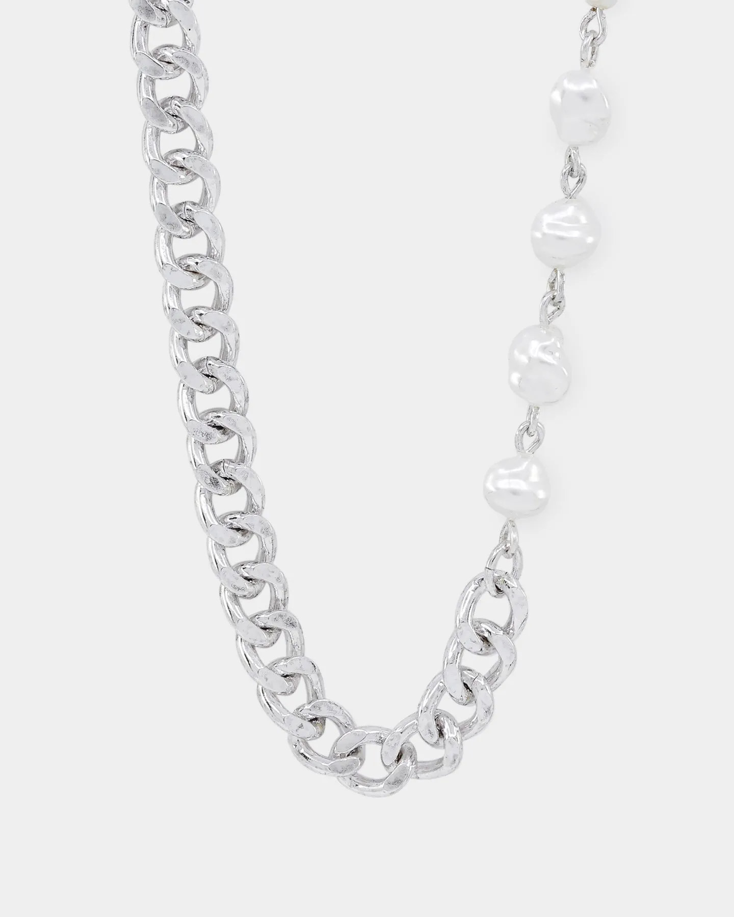 Wild for the Weekend Curb Chain Necklace Silver