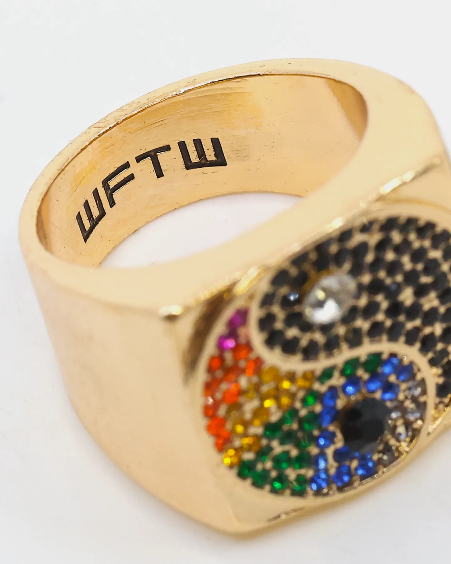 Wild For The Weekend Freerider Ying Yang Ring (Large) Gold