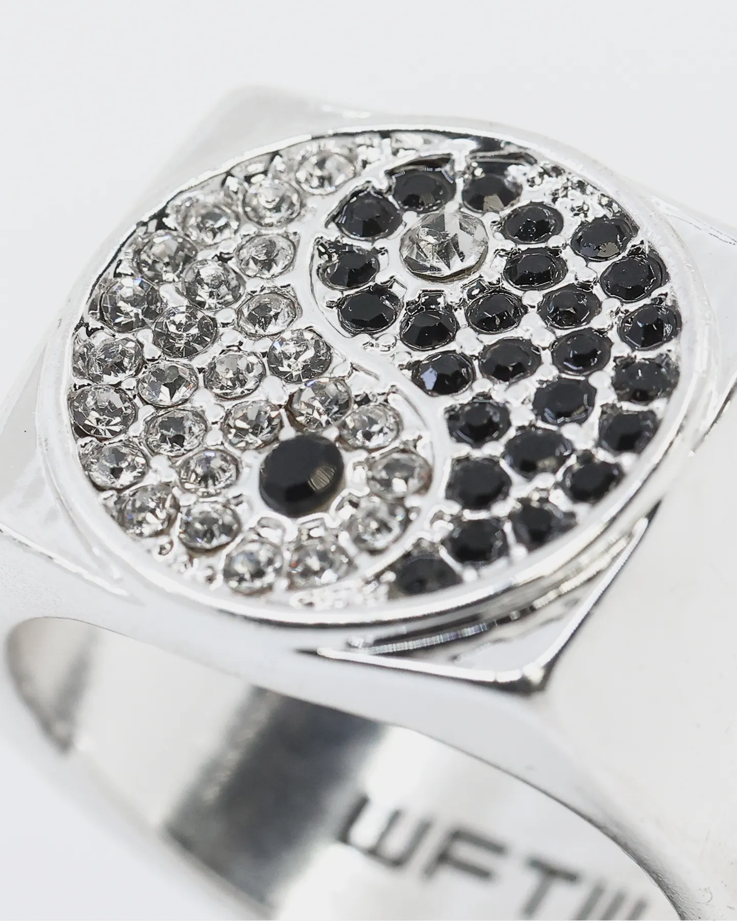 Wild For The Weekend Freerider Ying Yang Ring (Large) Sliver